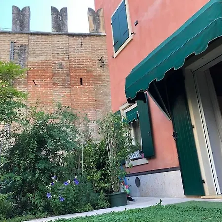 A Grazioso In Antica Corte Appartamento Verona